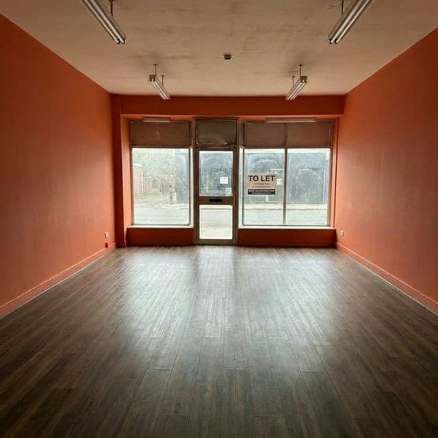 Boutique Retail Painting in Bethnal Green